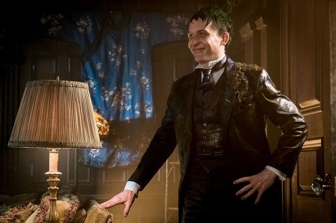 Gotham - Heroes Rise: How the Riddler Got His Name - De la película - Robin Lord Taylor