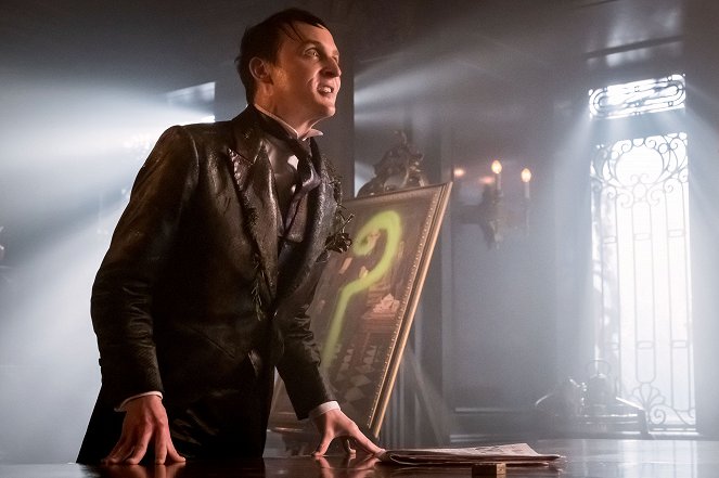 Gotham - Heroes Rise: How the Riddler Got His Name - Z filmu - Robin Lord Taylor