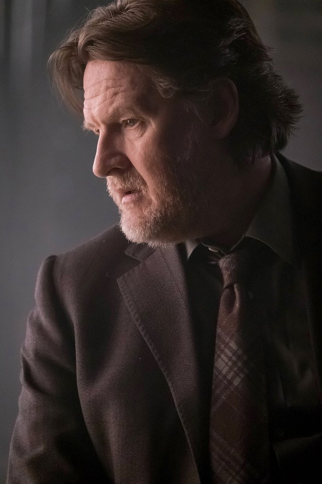 Gotham - Heroes Rise: These Delicate and Dark Obsessions - Van film - Donal Logue