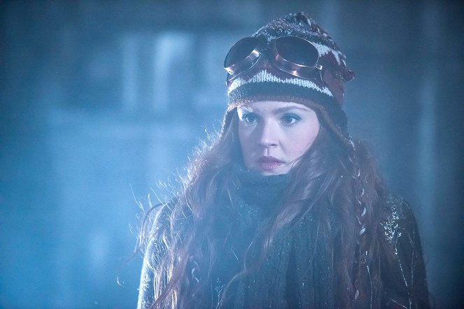 Gotham - Heroes Rise: The Primal Riddle - Photos - Maggie Geha