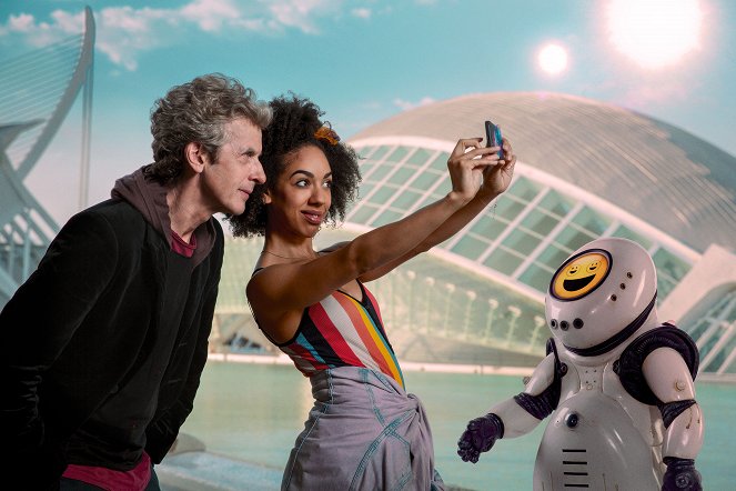 Doctor Who - Season 10 - Der lächelnde Tod - Werbefoto