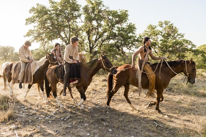 The Son - The Plum Tree - De la película - Seth Meriwether, Jacob Lofland