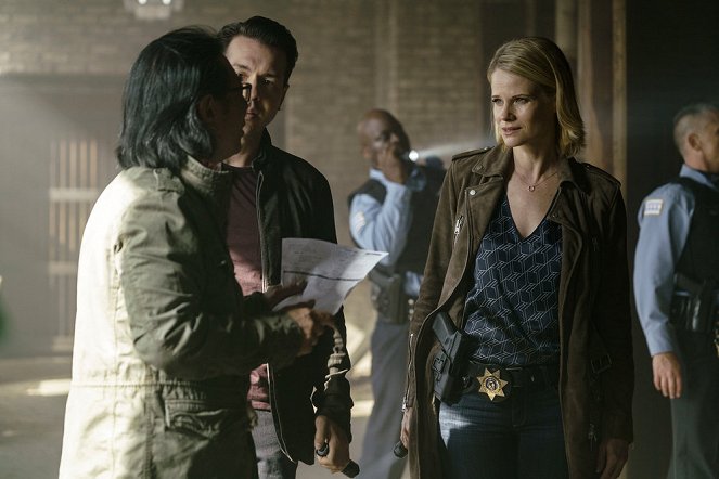 Chicago Justice - Double Helix - Photos - Joelle Carter