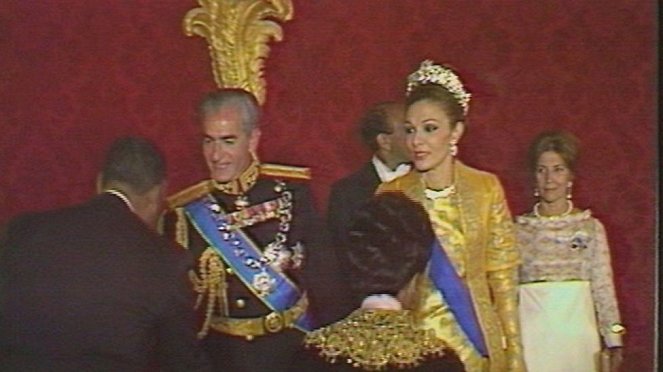 Decadence and Downfall: The Shah of Iran's Ultimate Party - Filmfotók - Mohammad Reza Pahlavi, Farah Pahlaví