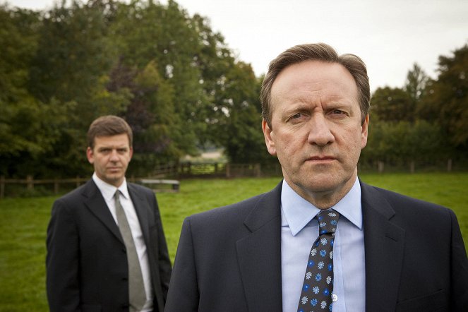 A Midsomer gyilkosságok - Season 14 - A múlt visszhangjai - Filmfotók - Jason Hughes, Neil Dudgeon