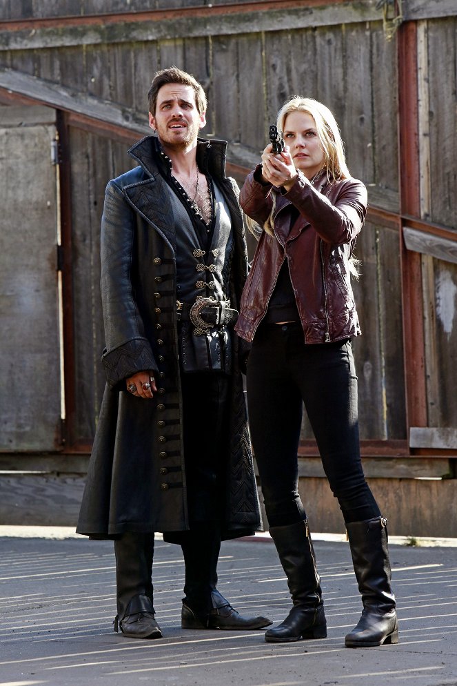 Once Upon a Time - A Tale of Two Sisters - Van film - Colin O'Donoghue, Jennifer Morrison