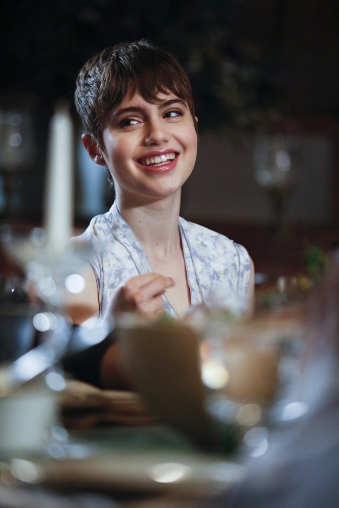 Blue Bloods - Crime Scene New York - Season 4 - Exiles - Photos - Sami Gayle