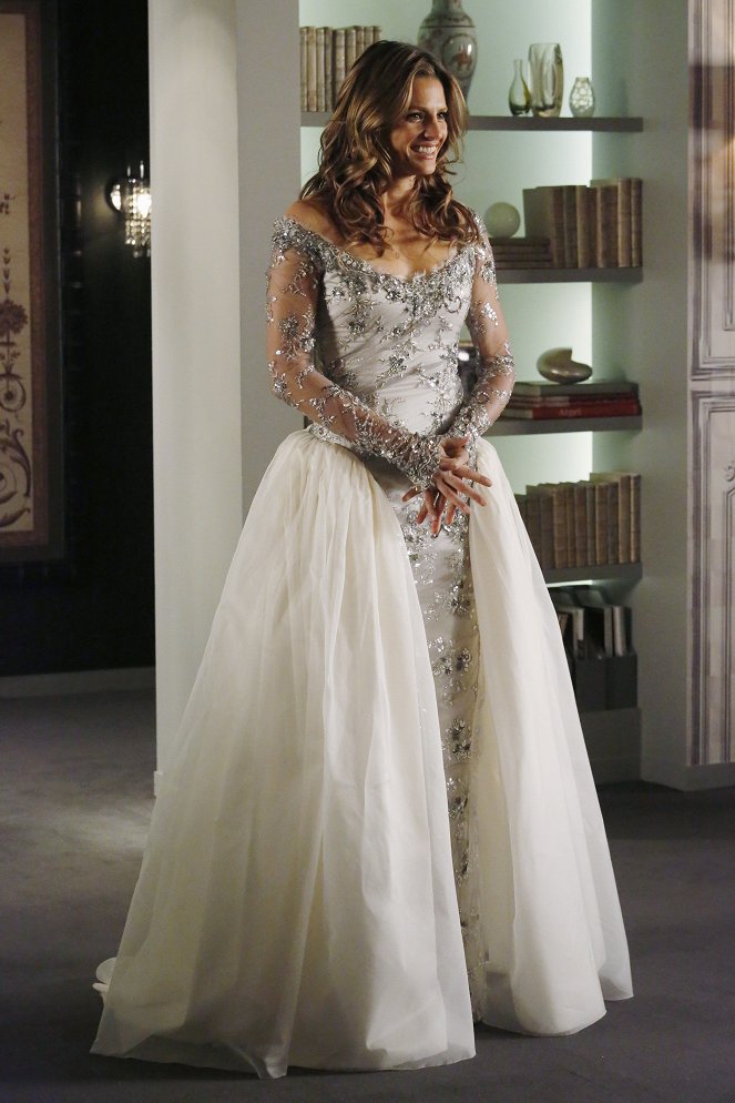 Castle - Dressed to Kill - Photos