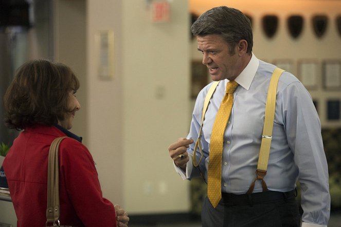 Great News - Season 1 - Pilot - De la película - John Michael Higgins