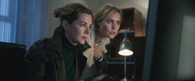 Joanne Crawford, Radha Mitchell