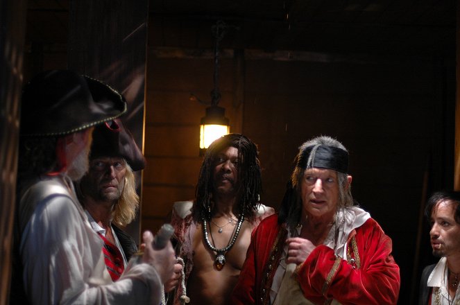 Pirates of Treasure Island - Kuvat elokuvasta