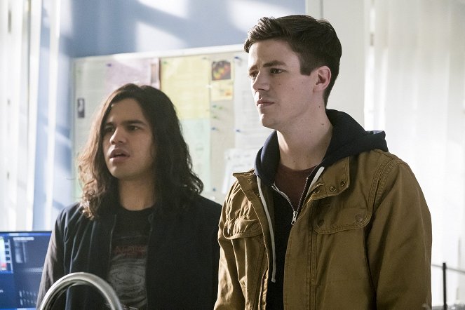 The Flash - I Know Who You Are - Kuvat elokuvasta - Carlos Valdes, Grant Gustin