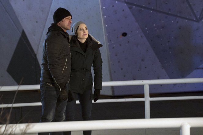 Chicago Fire - Babies and Fools - Do filme - Taylor Kinney, Charlotte Sullivan