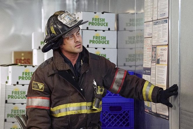 Chicago Fire - Take a Knee - Photos - Taylor Kinney