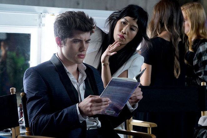 Famous in Love - Not So Easy A - Photos - Carter Jenkins