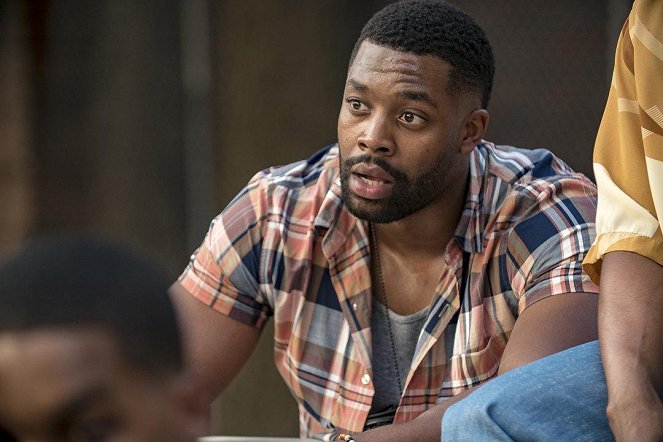 Chicago P.D. - Made a Wrong Turn - Photos - Laroyce Hawkins