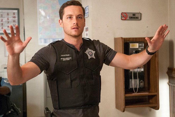 Chicago P.D. - Actual Physical Violence - Photos - Jesse Lee Soffer