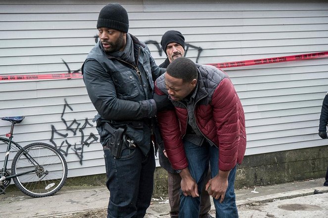 Chicago P.D. - The Cases That Need to Be Solved - De la película - Laroyce Hawkins