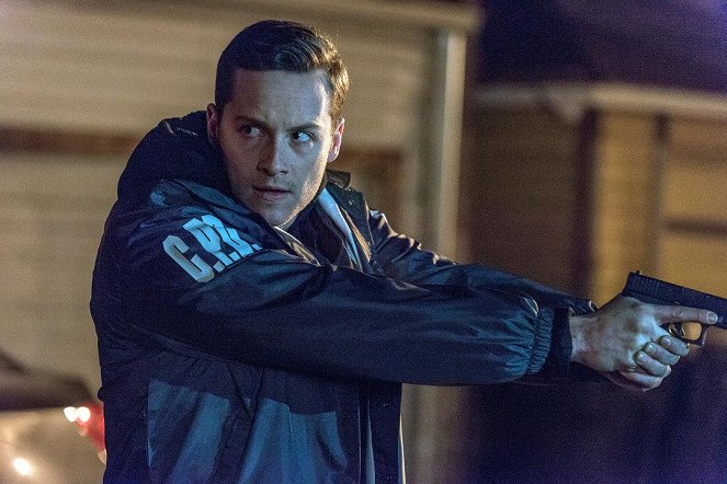 Chicago P.D. - Kasual with a K - Photos - Jesse Lee Soffer