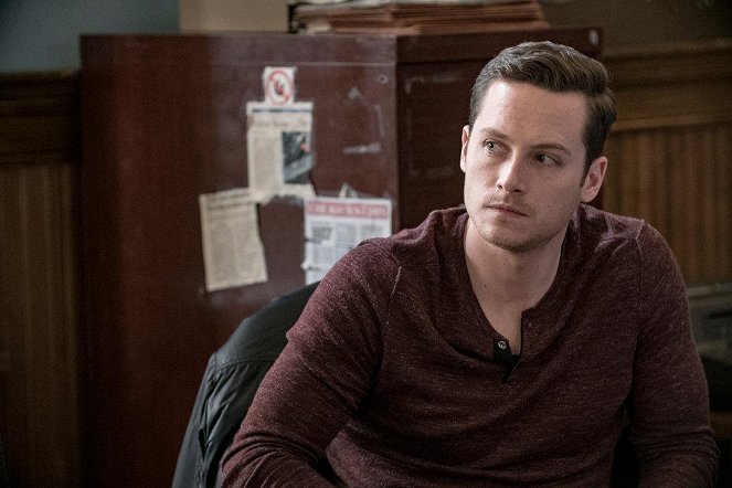 Chicago P.D. - If We Were Normal - Photos - Jesse Lee Soffer
