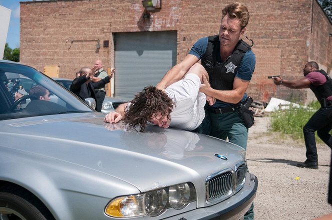 Policie Chicago - Série 2 - Call It Macaroni - Z filmu - Patrick John Flueger