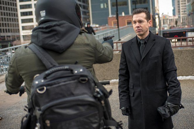 Chicago P.D. - Freier Fall - Filmfotos - Jon Seda