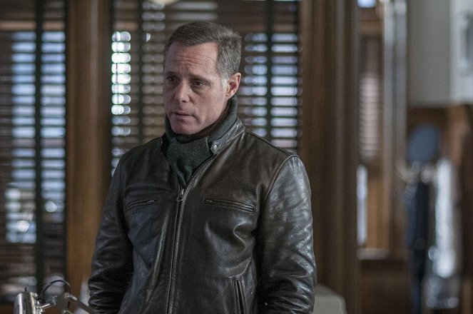 Chicago P.D. - At Least It's Justice - Van film - Jason Beghe