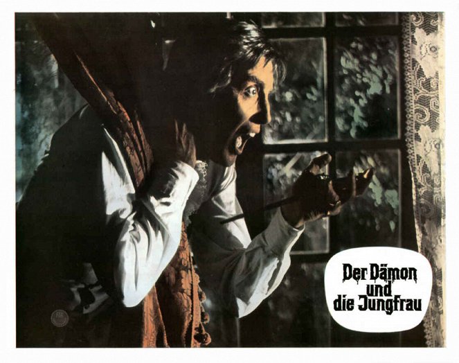 The Whip and the Flesh - Lobby Cards - Christopher Lee