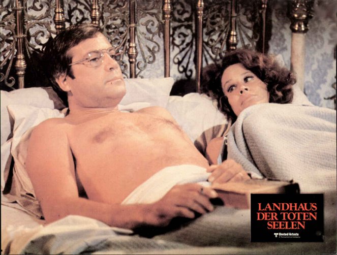 Burnt Offerings - Fotosky - Oliver Reed, Karen Black