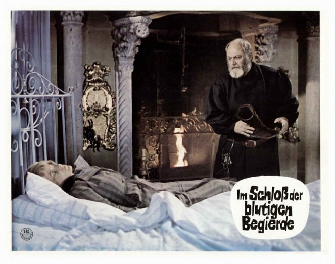 Castle of the Creeping Flesh - Lobby Cards