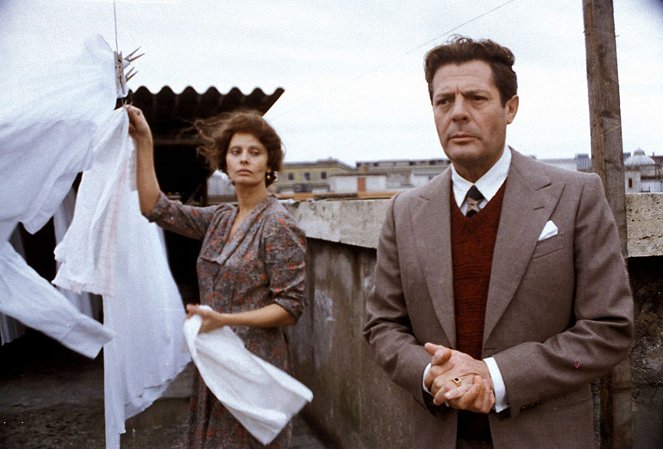 Una giornata particolare - Z filmu - Sophia Loren, Marcello Mastroianni