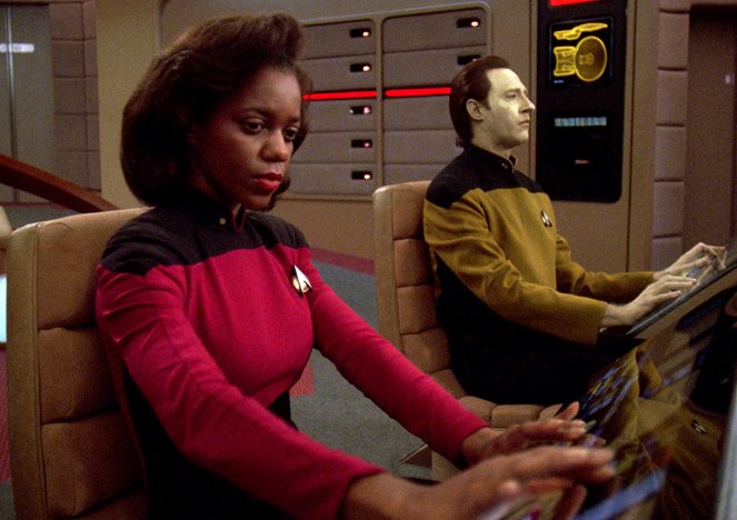 Star Trek - Das nächste Jahrhundert - Besuch von der alten Enterprise - Filmfotos - Lanei Chapman, Brent Spiner