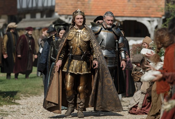 The White Princess - Hearts and Minds - Photos - Michelle Fairley, Jacob Collins-Levy, Vincent Regan