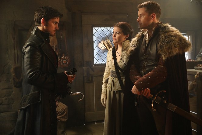 Once Upon a Time - The Song in Your Heart - Photos - Colin O'Donoghue, Ginnifer Goodwin, Josh Dallas