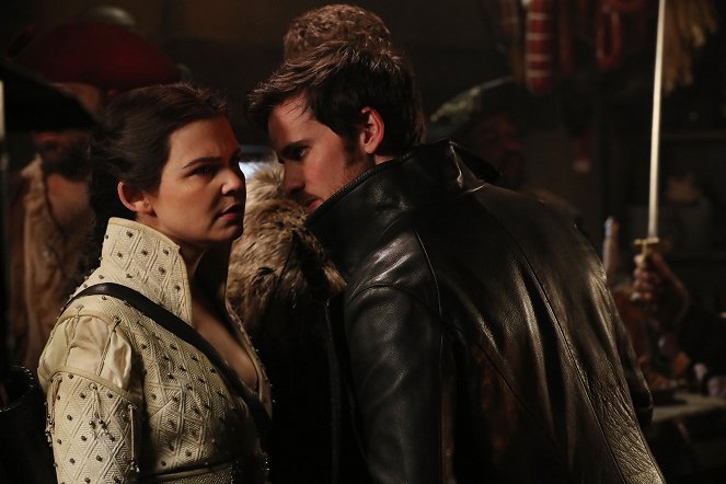 Once Upon a Time - The Song in Your Heart - Photos - Ginnifer Goodwin, Colin O'Donoghue