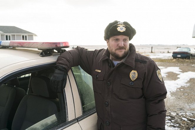 Fargo - The Law of Non-Contradiction - Van de set - Mark Forward