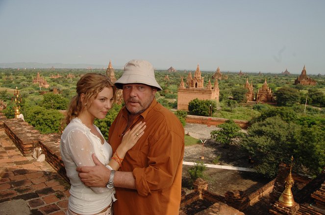 Kreuzfahrt ins Glück - Hochzeitsreise nach Burma - Filmfotos - Luise Bähr, Walter Plathe
