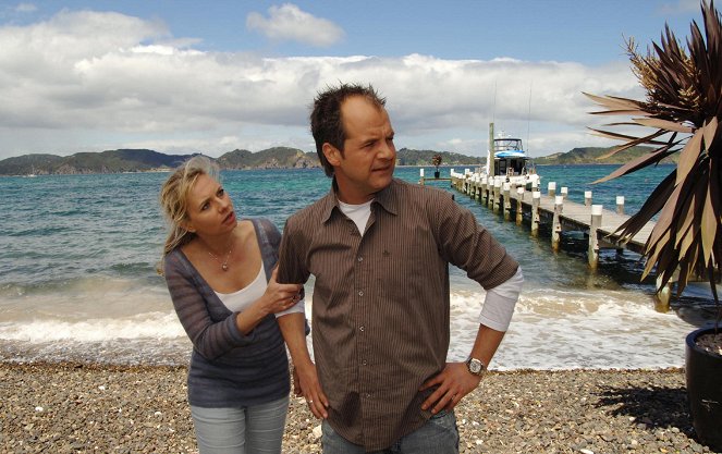 Kreuzfahrt ins Glück - Hochzeitsreise nach Neuseeland - Film - Susanne Michel, Marek Erhardt