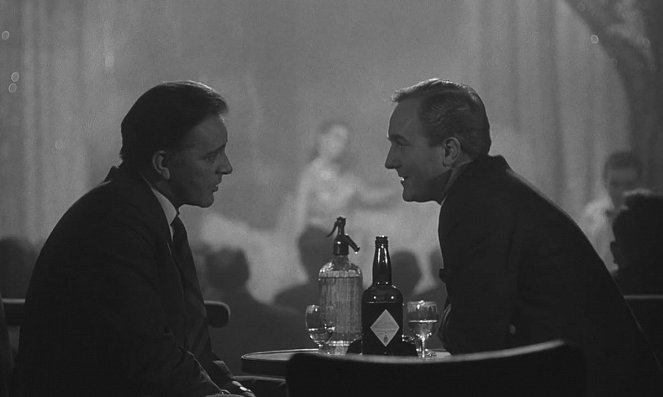 El espía que surgió del frío - De la película - Richard Burton, Robert Hardy