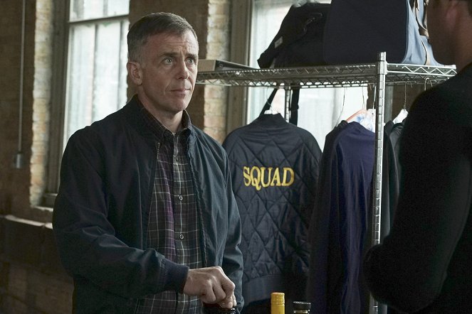 Chicago Fire - Carry Me - Photos - David Eigenberg