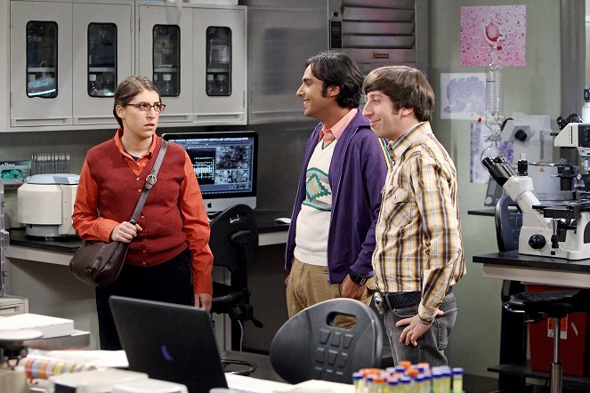 The Big Bang Theory - The Occupation Recalibration - Van film - Mayim Bialik, Kunal Nayyar, Simon Helberg