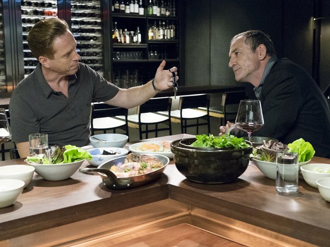 Billions - Currency - Photos - Damian Lewis, Ritchie Coster