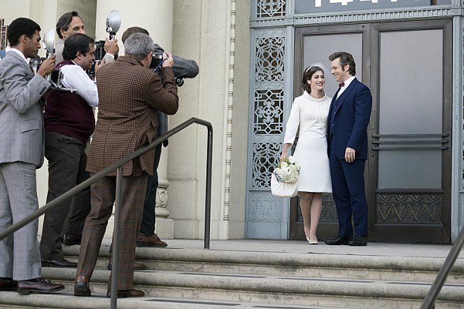 Masters of Sex - The Eyes of God - Photos - Lizzy Caplan, Michael Sheen