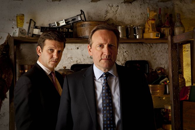 Inspecteur Barnaby - Season 14 - The Oblong Murders - Promo - Jason Hughes, Neil Dudgeon