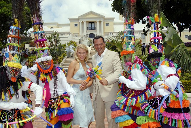 Kreuzfahrt ins Glück - Hochzeitsreise nach Bermuda - Werbefoto - Eva-Maria Grein von Friedl, Marcus Grüsser