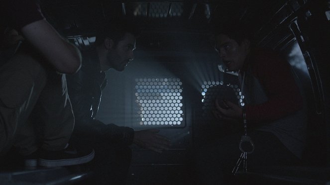 Teen Wolf - Smoke and Mirrors - Photos - Tyler Hoechlin, Dylan Sprayberry