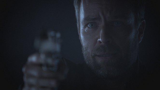 Teen Wolf - Smoke and Mirrors - Photos - JR Bourne