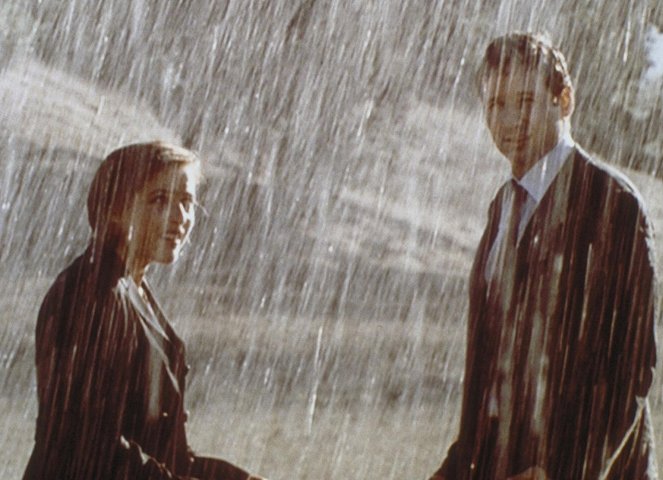 Expediente X - The Rain King - De la película - Gillian Anderson, David Duchovny