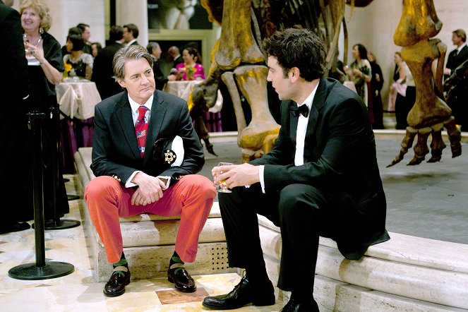 How I Met Your Mother - Natural History - Photos - Kyle MacLachlan, Josh Radnor