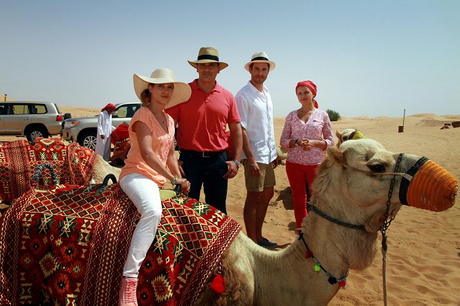 Kreuzfahrt ins Glück - Hochzeitsreise nach Dubai - Promokuvat - Birthe Wolter, Marcus Grüsser, Jochen Schropp, Jessica Boehrs